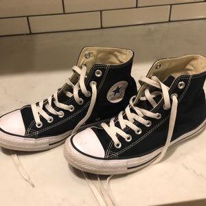 Black high top converse